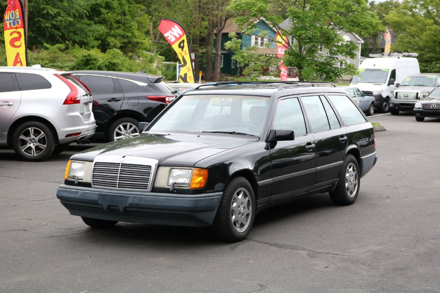 1987 Mercedes-Benz 300 Series 4dr Wagon 300TD Auto, available for sale in Bristol, Connecticut | Dealmax Motors LLC. Bristol, Connecticut 1987 Mercedes-Benz 300 Series 4dr Wagon 300TD Auto, available for sale in Bristol, Connecticut | Dealmax Motors LLC. Bristol, Connecticut