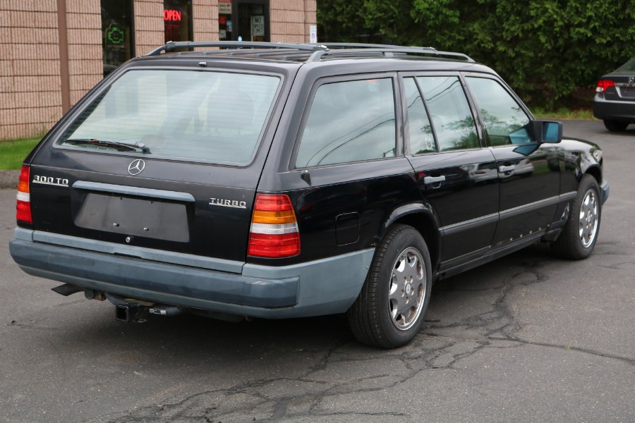 1987 Mercedes-Benz 300 Series 4dr Wagon 300TD Auto, available for sale in Bristol, Connecticut | Dealmax Motors LLC. Bristol, Connecticut 1987 Mercedes-Benz 300 Series 4dr Wagon 300TD Auto, available for sale in Bristol, Connecticut | Dealmax Motors LLC. Bristol, Connecticut