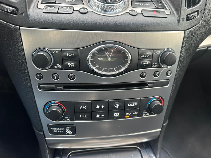2013 INFINITI G37 Sedan 4dr x AWD, available for sale in South Windsor, Connecticut | Mike And Tony Auto Sales, Inc. South Windsor, Connecticut 2013 INFINITI G37 Sedan 4dr x AWD, available for sale in South Windsor, Connecticut | Mike And Tony Auto Sales, Inc. South Windsor, Connecticut