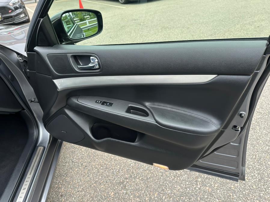 2013 INFINITI G37 Sedan 4dr x AWD, available for sale in South Windsor, Connecticut | Mike And Tony Auto Sales, Inc. South Windsor, Connecticut 2013 INFINITI G37 Sedan 4dr x AWD, available for sale in South Windsor, Connecticut | Mike And Tony Auto Sales, Inc. South Windsor, Connecticut