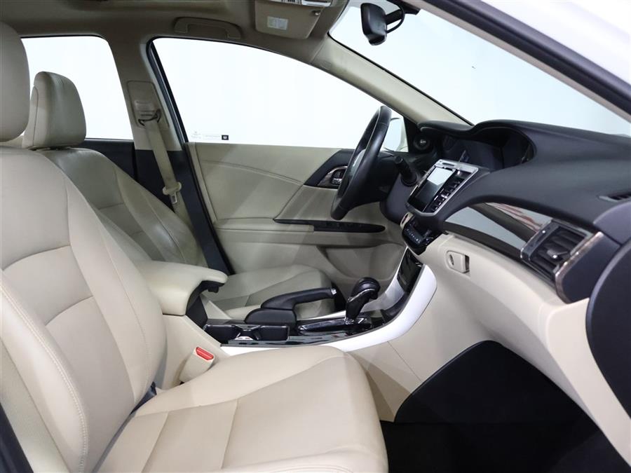 2017 Honda Accord EXL, available for sale in Paterson, New Jersey | Fast Track Motors. Paterson, New Jersey 2017 Honda Accord EXL, available for sale in Paterson, New Jersey | Fast Track Motors. Paterson, New Jersey