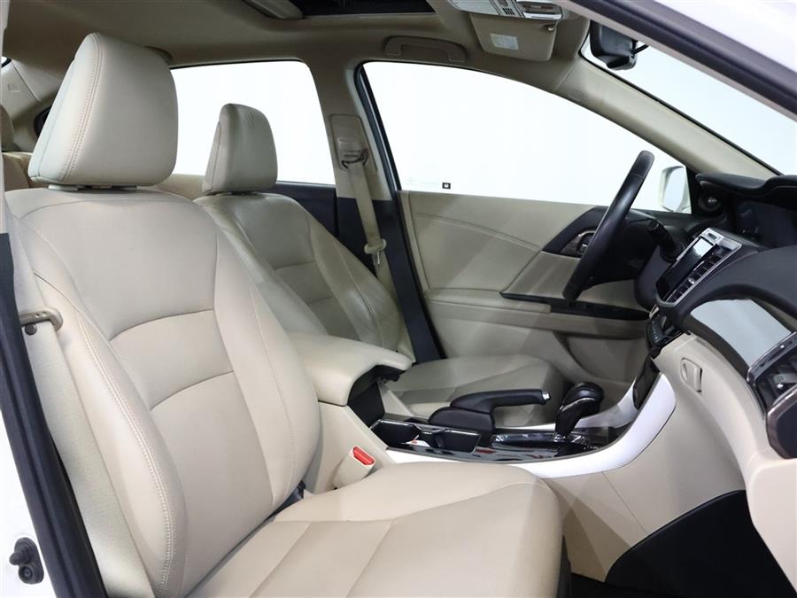 2017 Honda Accord EXL, available for sale in Paterson, New Jersey | Fast Track Motors. Paterson, New Jersey 2017 Honda Accord EXL, available for sale in Paterson, New Jersey | Fast Track Motors. Paterson, New Jersey