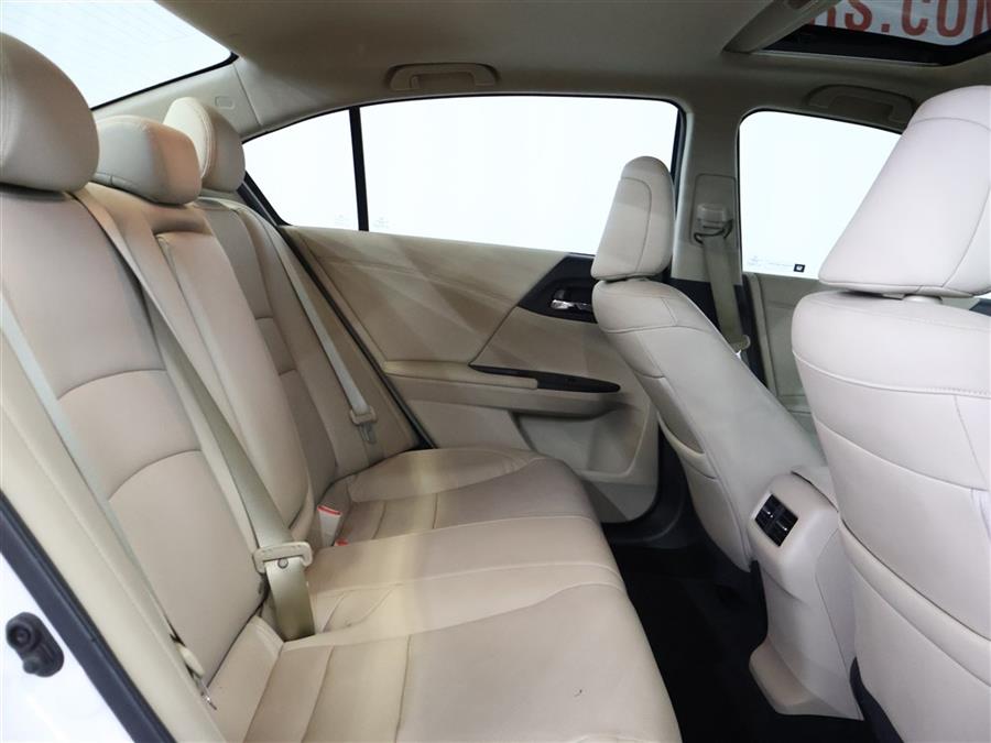 2017 Honda Accord EXL, available for sale in Paterson, New Jersey | Fast Track Motors. Paterson, New Jersey 2017 Honda Accord EXL, available for sale in Paterson, New Jersey | Fast Track Motors. Paterson, New Jersey