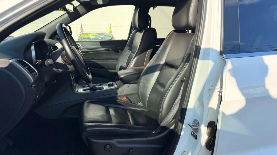 2021 Jeep Grand Cherokee Limited Sport Utility 4D, available for sale in Linden, New Jersey | Route 27 Auto Mall. Linden, New Jersey 2021 Jeep Grand Cherokee Limited Sport Utility 4D, available for sale in Linden, New Jersey | Route 27 Auto Mall. Linden, New Jersey