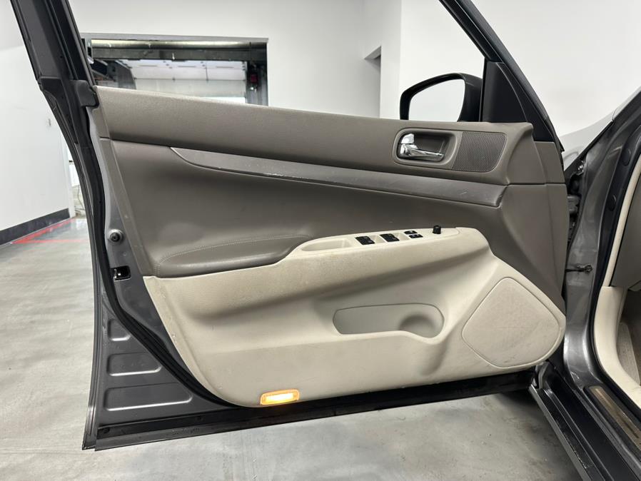 2011 INFINITI G25 Sedan 4dr x AWD, available for sale in Elizabeth, New Jersey | M Auto Group. Elizabeth, New Jersey 2011 INFINITI G25 Sedan 4dr x AWD, available for sale in Elizabeth, New Jersey | M Auto Group. Elizabeth, New Jersey