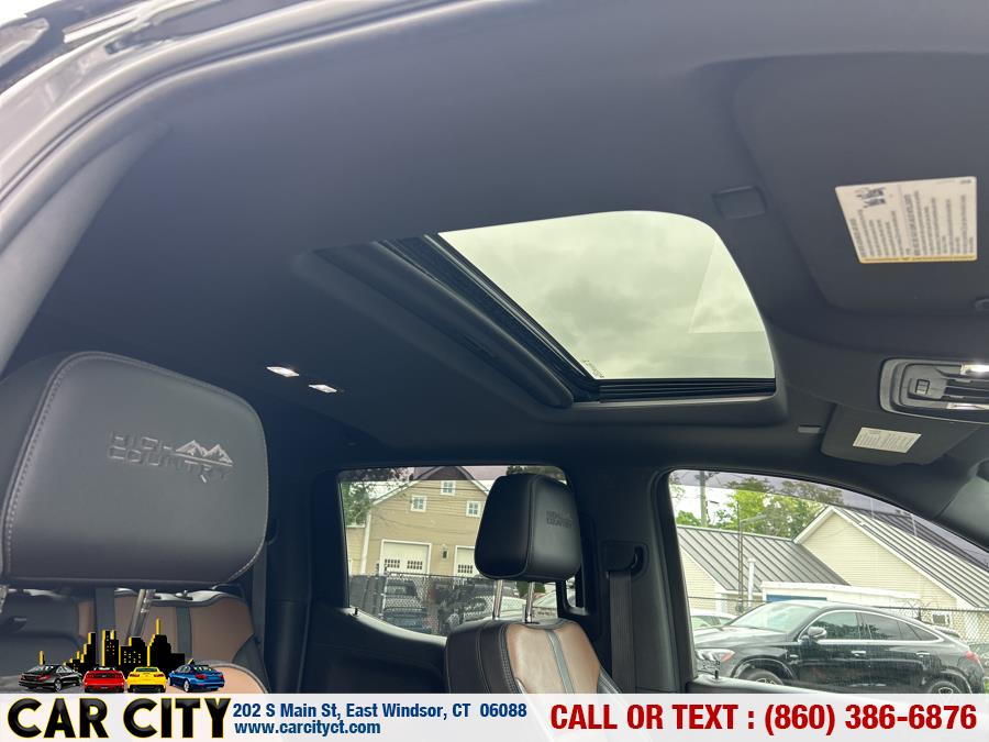 2019 Chevrolet Silverado 1500 4WD Crew Cab 147" High Country, available for sale in East Windsor, Connecticut | Car City LLC. East Windsor, Connecticut 2019 Chevrolet Silverado 1500 4WD Crew Cab 147" High Country, available for sale in East Windsor, Connecticut | Car City LLC. East Windsor, Connecticut