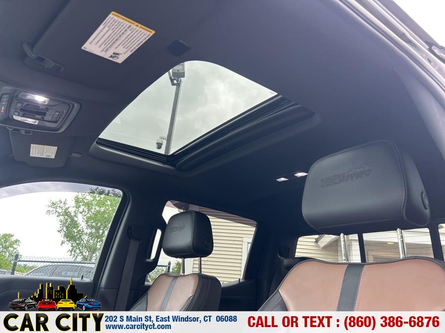 2019 Chevrolet Silverado 1500 4WD Crew Cab 147" High Country, available for sale in East Windsor, Connecticut | Car City LLC. East Windsor, Connecticut 2019 Chevrolet Silverado 1500 4WD Crew Cab 147" High Country, available for sale in East Windsor, Connecticut | Car City LLC. East Windsor, Connecticut
