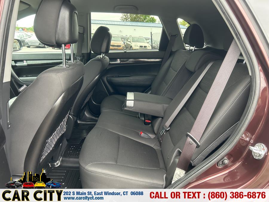2014 Kia Sorento 2WD 4dr I4 LX, available for sale in East Windsor, Connecticut | Car City LLC. East Windsor, Connecticut 2014 Kia Sorento 2WD 4dr I4 LX, available for sale in East Windsor, Connecticut | Car City LLC. East Windsor, Connecticut