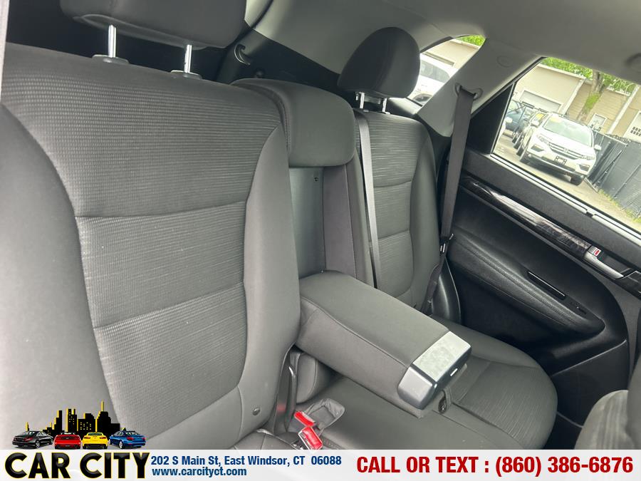 2014 Kia Sorento 2WD 4dr I4 LX, available for sale in East Windsor, Connecticut | Car City LLC. East Windsor, Connecticut 2014 Kia Sorento 2WD 4dr I4 LX, available for sale in East Windsor, Connecticut | Car City LLC. East Windsor, Connecticut