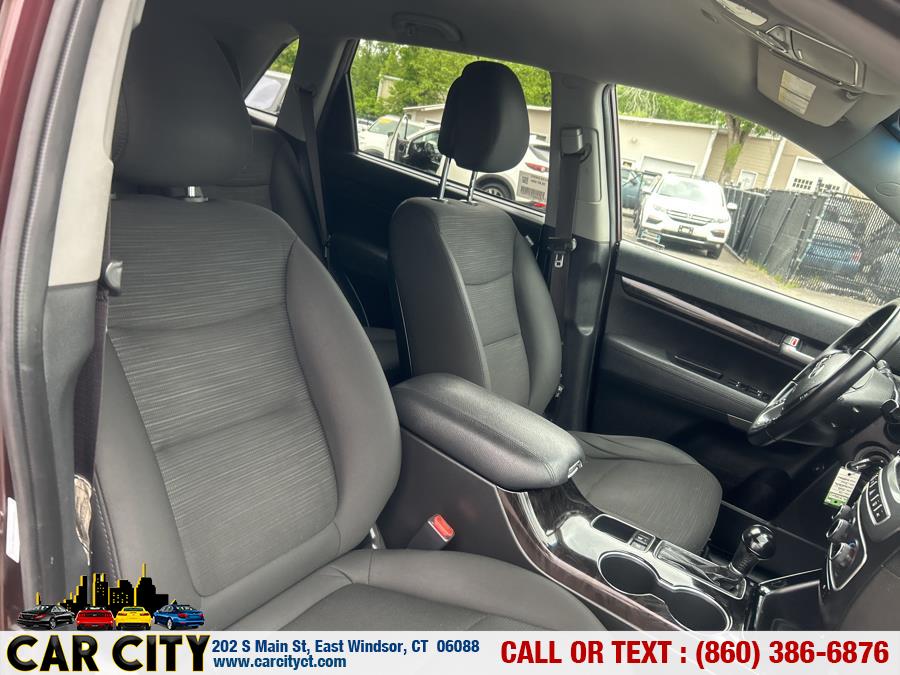 2014 Kia Sorento 2WD 4dr I4 LX, available for sale in East Windsor, Connecticut | Car City LLC. East Windsor, Connecticut 2014 Kia Sorento 2WD 4dr I4 LX, available for sale in East Windsor, Connecticut | Car City LLC. East Windsor, Connecticut
