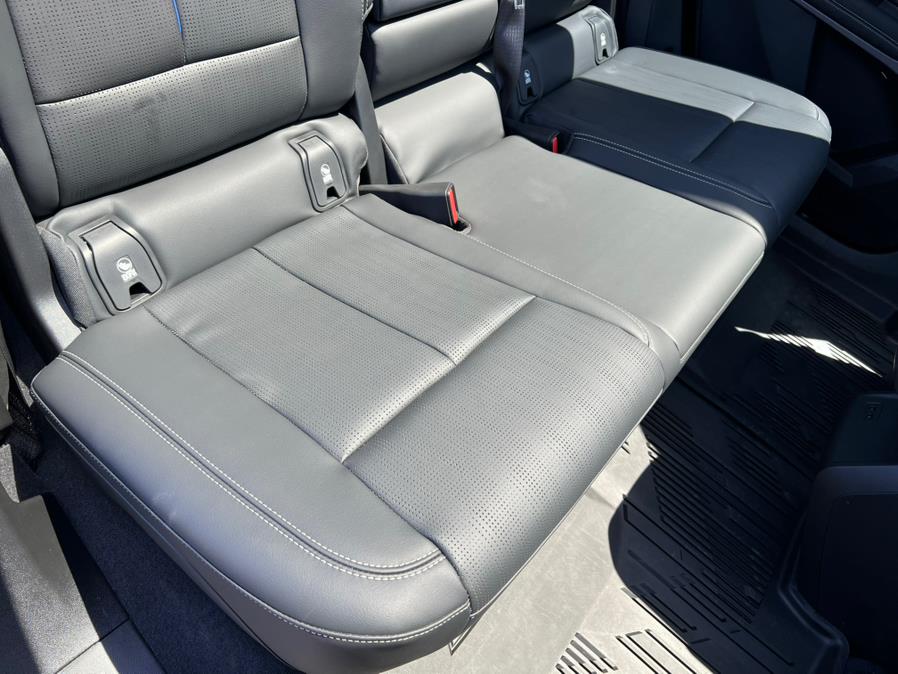 2024 Cadillac LYRIQ Luxury 600 E4 AWD, available for sale in Daly City, California | Green Light Auto Wholesale. Daly City, California 2024 Cadillac LYRIQ Luxury 600 E4 AWD, available for sale in Daly City, California | Green Light Auto Wholesale. Daly City, California