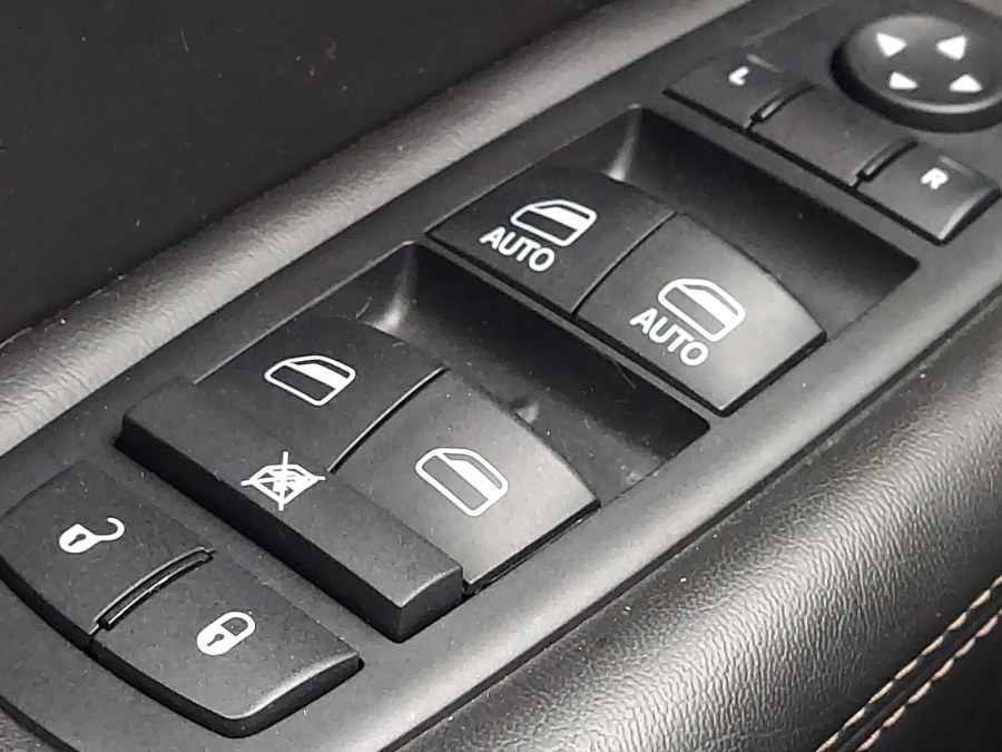 2015 Chrysler 200 4dr Sdn C AWD, available for sale in East Windsor, Connecticut | United Auto Sales of E Windsor, Inc. East Windsor, Connecticut 2015 Chrysler 200 4dr Sdn C AWD, available for sale in East Windsor, Connecticut | United Auto Sales of E Windsor, Inc. East Windsor, Connecticut