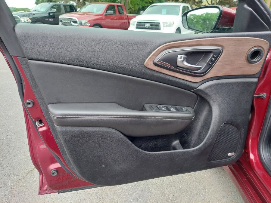 2015 Chrysler 200 4dr Sdn C AWD, available for sale in East Windsor, Connecticut | United Auto Sales of E Windsor, Inc. East Windsor, Connecticut 2015 Chrysler 200 4dr Sdn C AWD, available for sale in East Windsor, Connecticut | United Auto Sales of E Windsor, Inc. East Windsor, Connecticut
