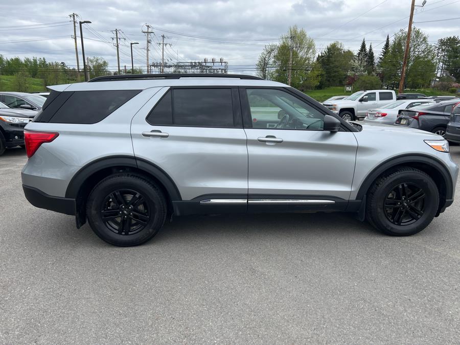 2022 Ford Explorer XLT photo 4