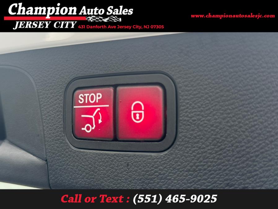 2017 Mercedes-Benz GLC GLC 300 4MATIC SUV, available for sale in Jersey City, New Jersey | Champion Auto Sales. Jersey City, New Jersey 2017 Mercedes-Benz GLC GLC 300 4MATIC SUV, available for sale in Jersey City, New Jersey | Champion Auto Sales. Jersey City, New Jersey