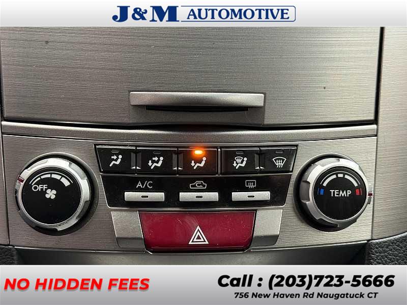 2013 Subaru Outback 2.5i Premium, available for sale in Naugatuck, Connecticut | J&M Automotive Sls&Svc LLC. Naugatuck, Connecticut 2013 Subaru Outback 2.5i Premium, available for sale in Naugatuck, Connecticut | J&M Automotive Sls&Svc LLC. Naugatuck, Connecticut