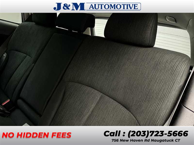 2013 Subaru Outback 2.5i Premium, available for sale in Naugatuck, Connecticut | J&M Automotive Sls&Svc LLC. Naugatuck, Connecticut 2013 Subaru Outback 2.5i Premium, available for sale in Naugatuck, Connecticut | J&M Automotive Sls&Svc LLC. Naugatuck, Connecticut