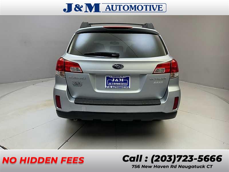 2013 Subaru Outback 2.5i Premium, available for sale in Naugatuck, Connecticut | J&M Automotive Sls&Svc LLC. Naugatuck, Connecticut 2013 Subaru Outback 2.5i Premium, available for sale in Naugatuck, Connecticut | J&M Automotive Sls&Svc LLC. Naugatuck, Connecticut