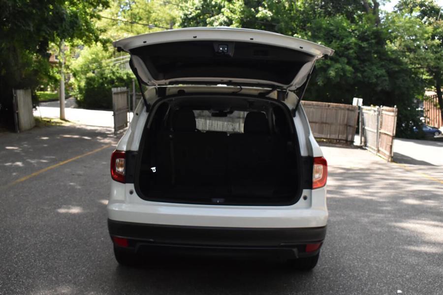2020 Honda Pilot LX AWD 4dr SUV, available for sale in Great Neck, New York | Camy Cars. Great Neck, New York 2020 Honda Pilot LX AWD 4dr SUV, available for sale in Great Neck, New York | Camy Cars. Great Neck, New York
