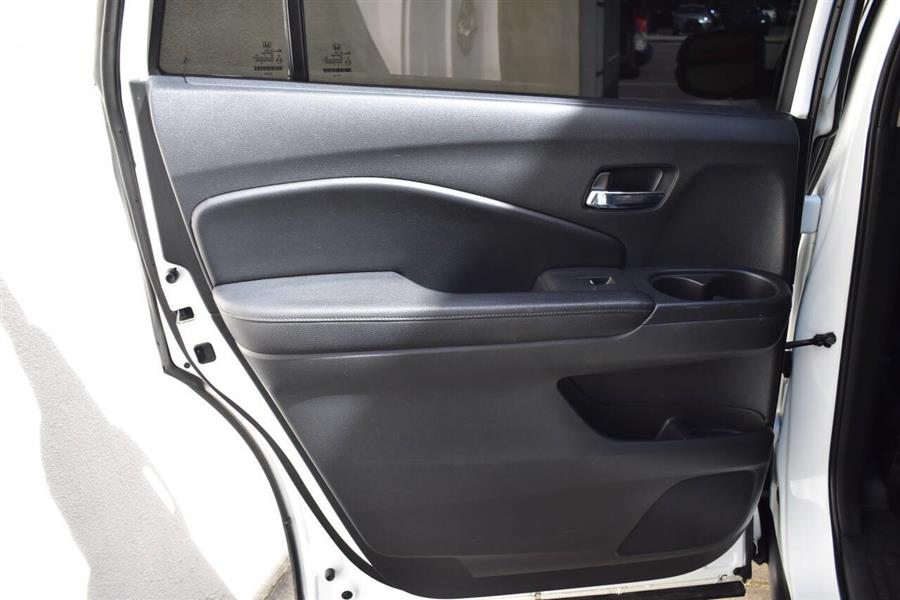 2020 Honda Pilot LX AWD 4dr SUV, available for sale in Great Neck, New York | Camy Cars. Great Neck, New York 2020 Honda Pilot LX AWD 4dr SUV, available for sale in Great Neck, New York | Camy Cars. Great Neck, New York