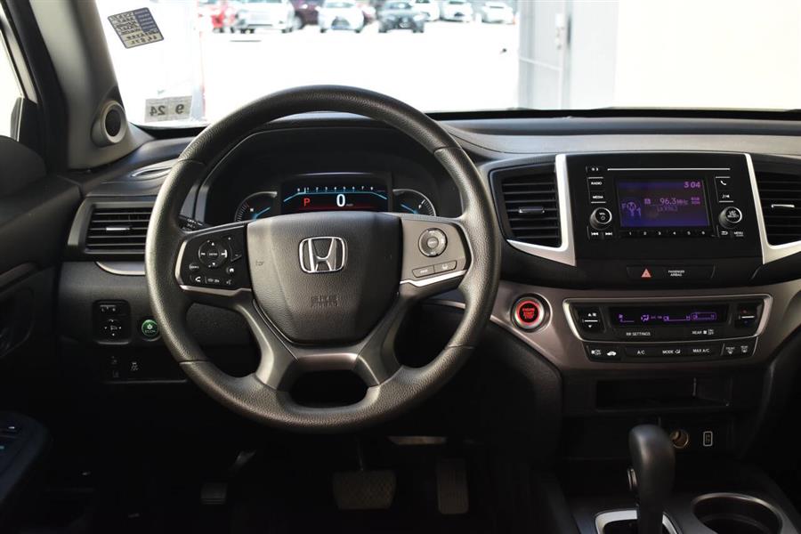 2020 Honda Pilot LX AWD 4dr SUV, available for sale in Great Neck, New York | Camy Cars. Great Neck, New York 2020 Honda Pilot LX AWD 4dr SUV, available for sale in Great Neck, New York | Camy Cars. Great Neck, New York