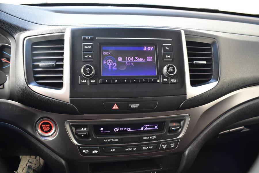 2020 Honda Pilot LX AWD 4dr SUV, available for sale in Great Neck, New York | Camy Cars. Great Neck, New York 2020 Honda Pilot LX AWD 4dr SUV, available for sale in Great Neck, New York | Camy Cars. Great Neck, New York