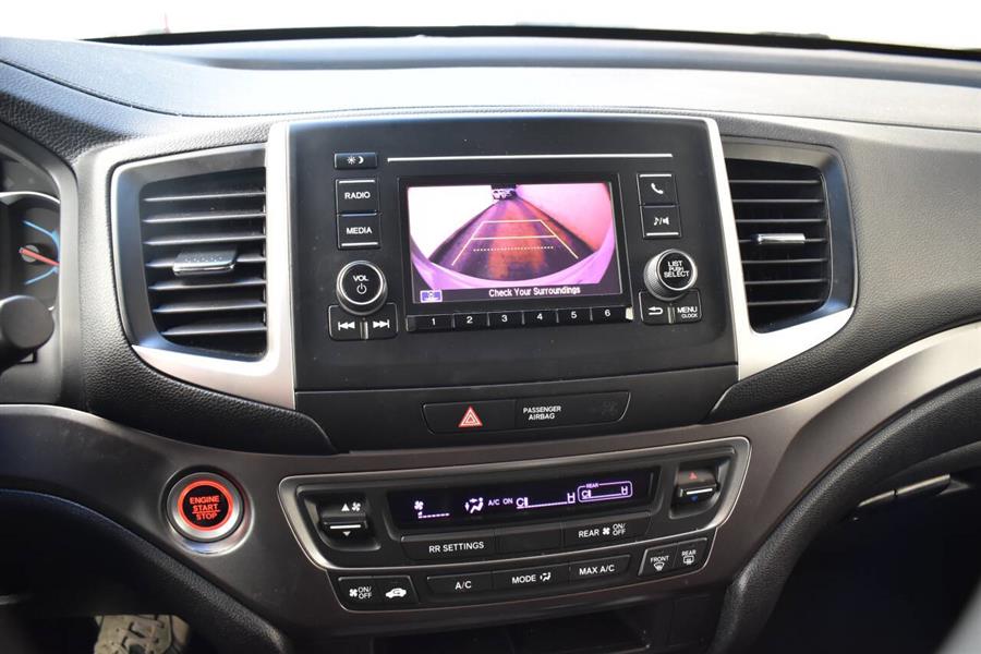 2020 Honda Pilot LX AWD 4dr SUV, available for sale in Great Neck, New York | Camy Cars. Great Neck, New York 2020 Honda Pilot LX AWD 4dr SUV, available for sale in Great Neck, New York | Camy Cars. Great Neck, New York