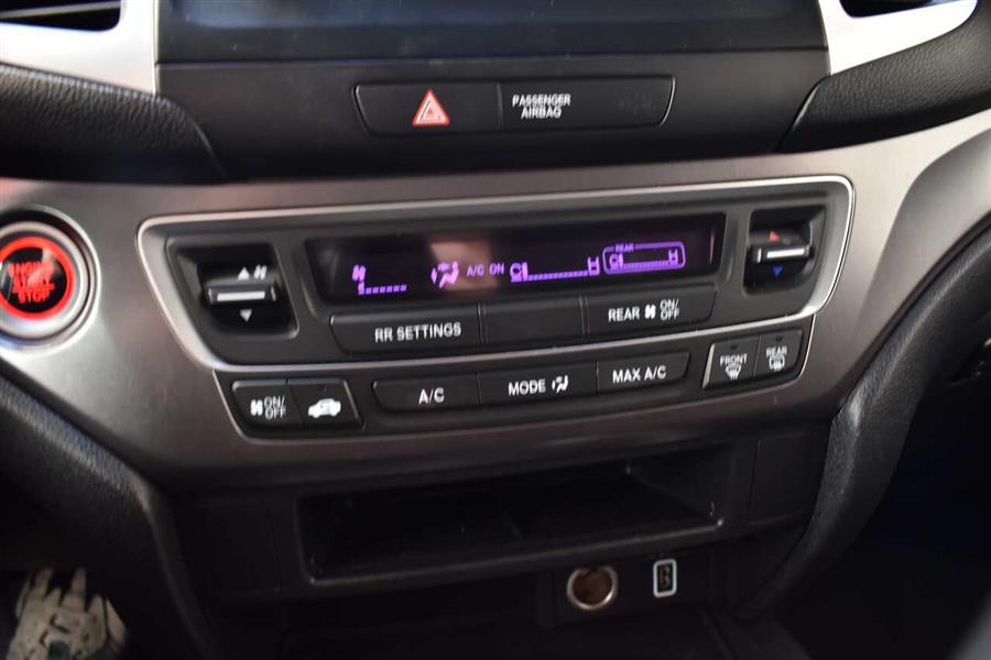 2020 Honda Pilot LX AWD 4dr SUV, available for sale in Great Neck, New York | Camy Cars. Great Neck, New York 2020 Honda Pilot LX AWD 4dr SUV, available for sale in Great Neck, New York | Camy Cars. Great Neck, New York