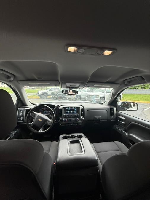 2018 Chevrolet Silverado 1500 4WD Double Cab 143.5" LT w/1LT, available for sale in Windsor Locks, Connecticut | JANNA MOTORS LLC. Windsor Locks, Connecticut 2018 Chevrolet Silverado 1500 4WD Double Cab 143.5" LT w/1LT, available for sale in Windsor Locks, Connecticut | JANNA MOTORS LLC. Windsor Locks, Connecticut
