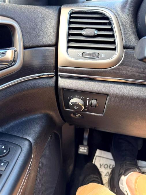 2014 Jeep Grand Cherokee Limited Sport Utility 4D, available for sale in Wolcott, New York | Auto Hunter CNY. Wolcott, New York 2014 Jeep Grand Cherokee Limited Sport Utility 4D, available for sale in Wolcott, New York | Auto Hunter CNY. Wolcott, New York