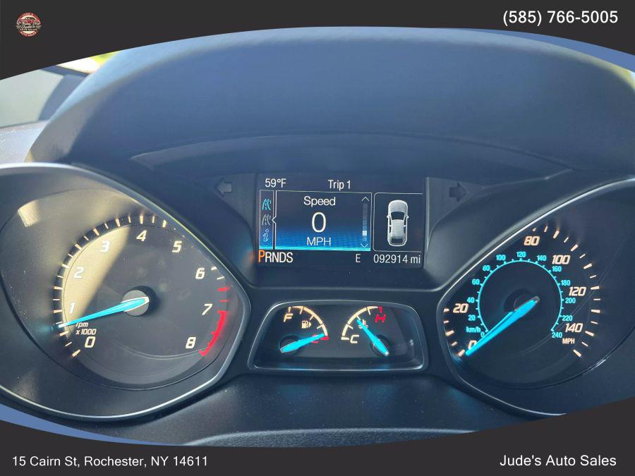 2015 Ford Escape SE Sport Utility 4D, available for sale in Wolcott, New York | Auto Hunter CNY. Wolcott, New York 2015 Ford Escape SE Sport Utility 4D, available for sale in Wolcott, New York | Auto Hunter CNY. Wolcott, New York