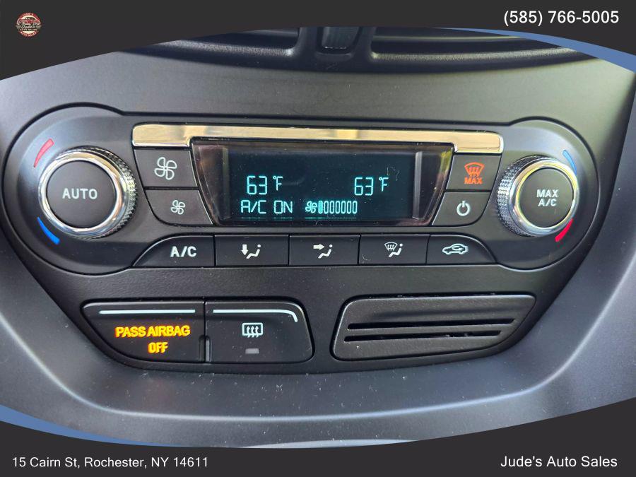 2015 Ford Escape SE Sport Utility 4D, available for sale in Wolcott, New York | Auto Hunter CNY. Wolcott, New York 2015 Ford Escape SE Sport Utility 4D, available for sale in Wolcott, New York | Auto Hunter CNY. Wolcott, New York