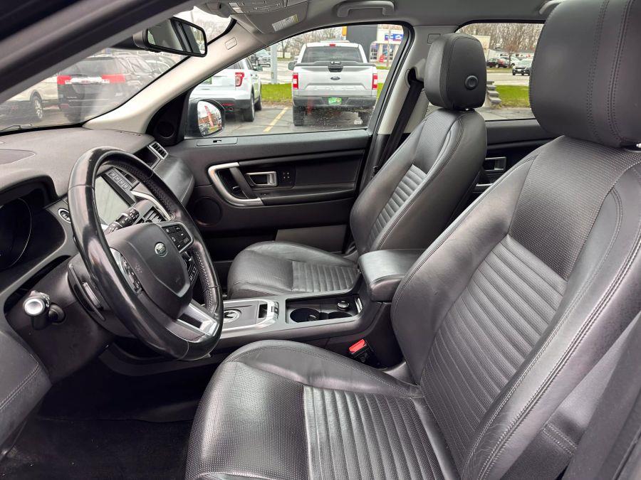 2017 Land Rover Discovery Sport HSE LUX Sport Utility 4D, available for sale in Rochester, New York | 5 Star Motor Group. Rochester, New York 2017 Land Rover Discovery Sport HSE LUX Sport Utility 4D, available for sale in Rochester, New York | 5 Star Motor Group. Rochester, New York