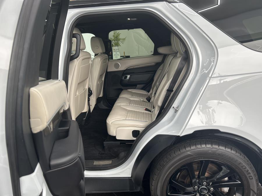2018 Land Rover Discovery HSE V6 Supercharged, available for sale in Jersey City, New Jersey | Luxe Auto Galleria. Jersey City, New Jersey 2018 Land Rover Discovery HSE V6 Supercharged, available for sale in Jersey City, New Jersey | Luxe Auto Galleria. Jersey City, New Jersey