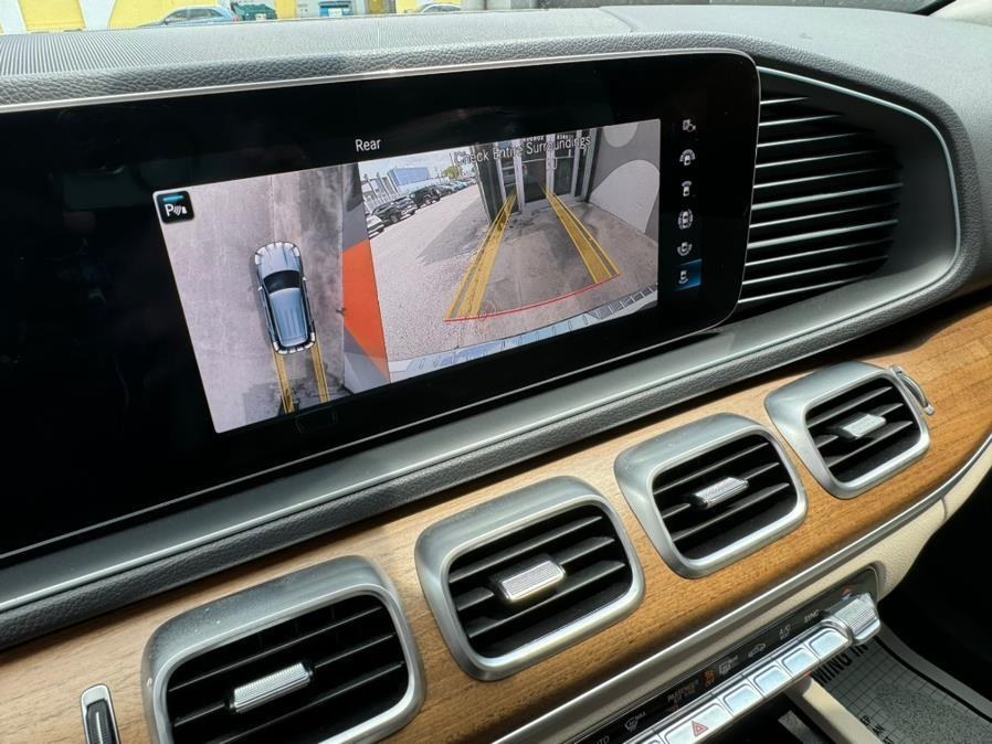 2022 Mercedes-Benz GLE GLE 450 4MATIC SUV, available for sale in Miami, FL, Florida | Bal Harbour Motor Group LLC. Miami, FL, Florida 2022 Mercedes-Benz GLE GLE 450 4MATIC SUV, available for sale in Miami, FL, Florida | Bal Harbour Motor Group LLC. Miami, FL, Florida