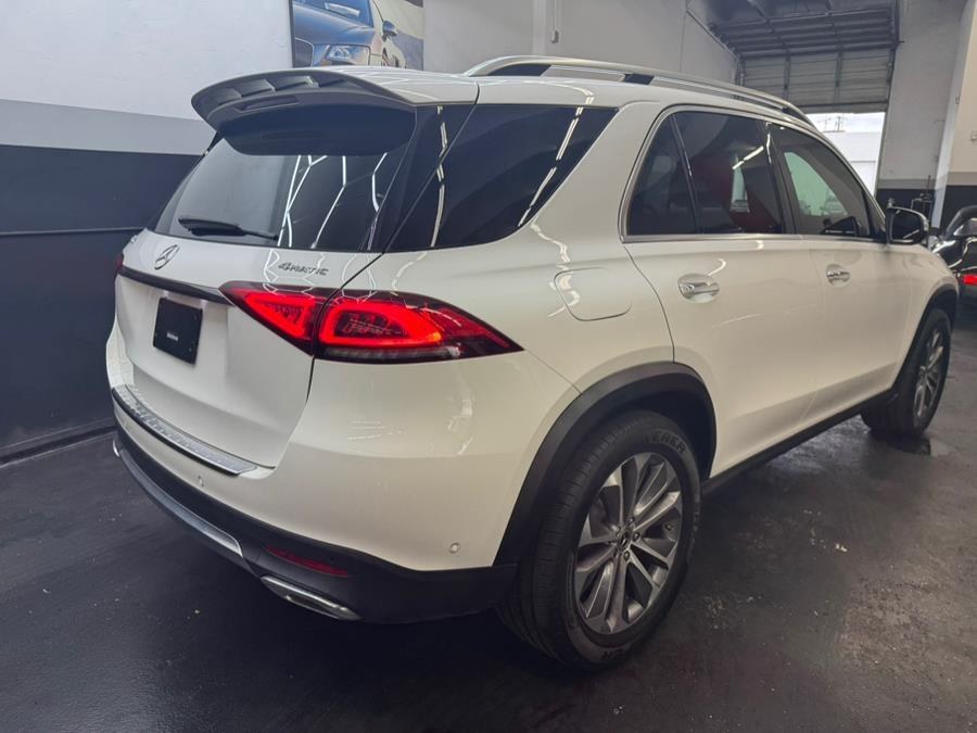 2022 Mercedes-Benz GLE GLE 450 4MATIC SUV, available for sale in Miami, FL, Florida | Bal Harbour Motor Group LLC. Miami, FL, Florida 2022 Mercedes-Benz GLE GLE 450 4MATIC SUV, available for sale in Miami, FL, Florida | Bal Harbour Motor Group LLC. Miami, FL, Florida