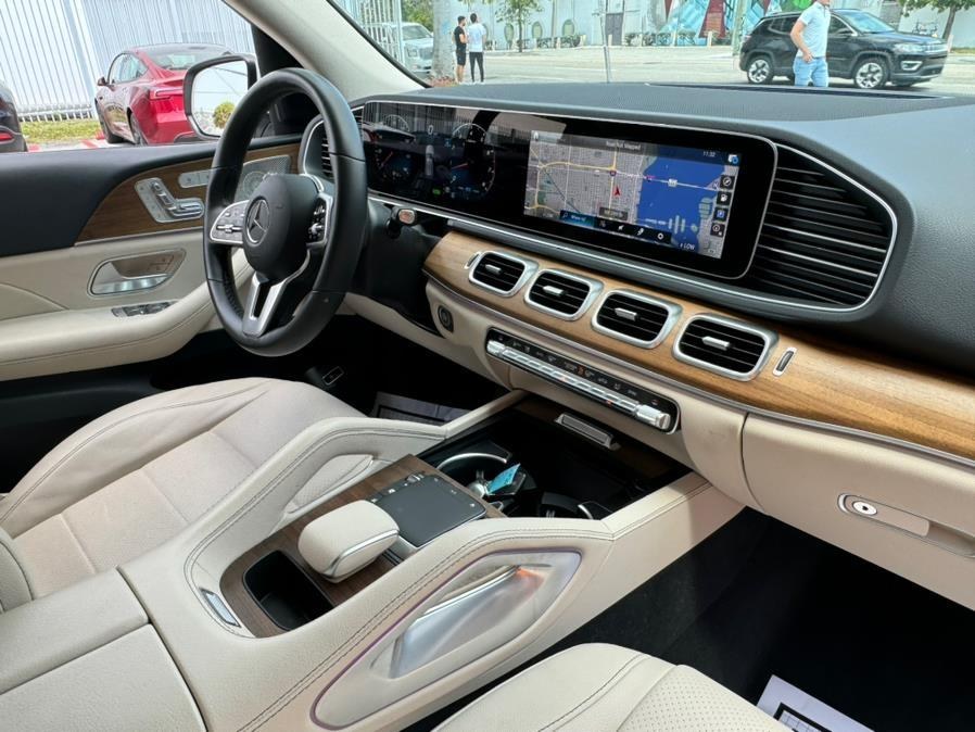 2022 Mercedes-Benz GLE GLE 450 4MATIC SUV, available for sale in Miami, FL, Florida | Bal Harbour Motor Group LLC. Miami, FL, Florida 2022 Mercedes-Benz GLE GLE 450 4MATIC SUV, available for sale in Miami, FL, Florida | Bal Harbour Motor Group LLC. Miami, FL, Florida