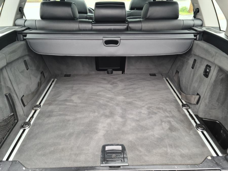 2007 BMW X5 AWD 4dr 3.0si, available for sale in Milford, Connecticut | Chip's Auto Sales Inc. Milford, Connecticut 2007 BMW X5 AWD 4dr 3.0si, available for sale in Milford, Connecticut | Chip's Auto Sales Inc. Milford, Connecticut