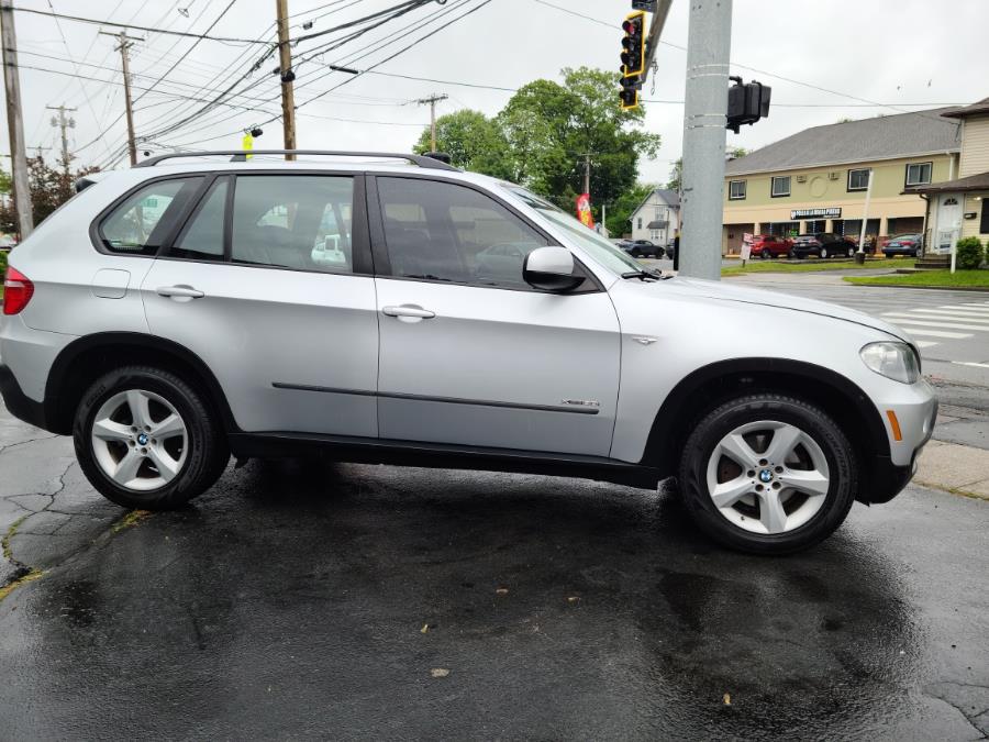 2007 BMW X5 AWD 4dr 3.0si, available for sale in Milford, Connecticut | Chip's Auto Sales Inc. Milford, Connecticut 2007 BMW X5 AWD 4dr 3.0si, available for sale in Milford, Connecticut | Chip's Auto Sales Inc. Milford, Connecticut