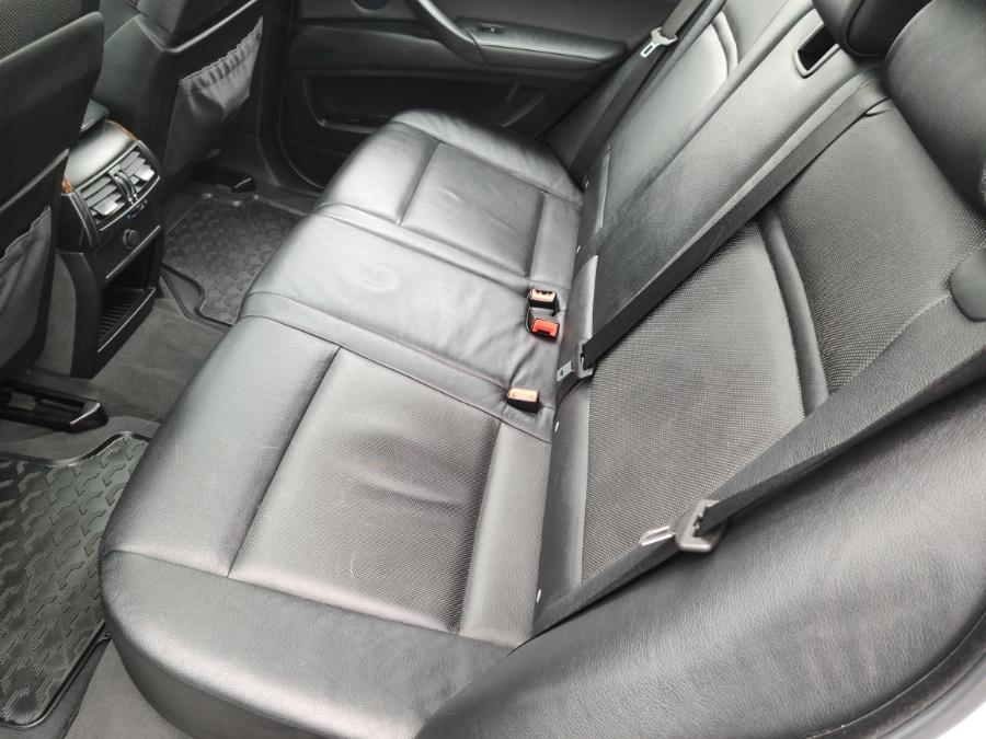 2007 BMW X5 AWD 4dr 3.0si, available for sale in Milford, Connecticut | Chip's Auto Sales Inc. Milford, Connecticut 2007 BMW X5 AWD 4dr 3.0si, available for sale in Milford, Connecticut | Chip's Auto Sales Inc. Milford, Connecticut