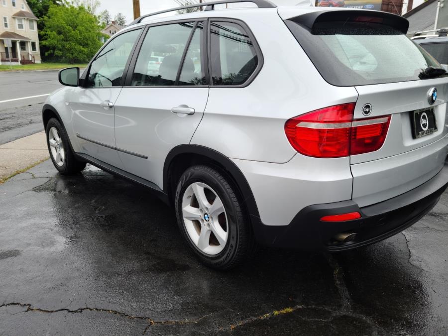 2007 BMW X5 AWD 4dr 3.0si, available for sale in Milford, Connecticut | Chip's Auto Sales Inc. Milford, Connecticut 2007 BMW X5 AWD 4dr 3.0si, available for sale in Milford, Connecticut | Chip's Auto Sales Inc. Milford, Connecticut