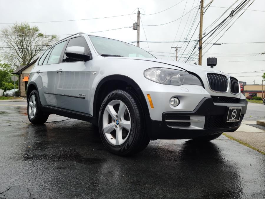 2007 BMW X5 AWD 4dr 3.0si, available for sale in Milford, Connecticut | Chip's Auto Sales Inc. Milford, Connecticut 2007 BMW X5 AWD 4dr 3.0si, available for sale in Milford, Connecticut | Chip's Auto Sales Inc. Milford, Connecticut