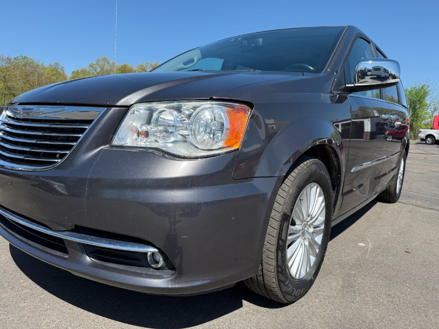 2016 Chrysler Town & Country 4dr Wgn Limited, available for sale in Ortonville, Michigan | Marsh Auto Sales LLC. Ortonville, Michigan 2016 Chrysler Town & Country 4dr Wgn Limited, available for sale in Ortonville, Michigan | Marsh Auto Sales LLC. Ortonville, Michigan