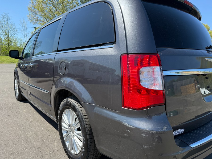 2016 Chrysler Town & Country 4dr Wgn Limited, available for sale in Ortonville, Michigan | Marsh Auto Sales LLC. Ortonville, Michigan 2016 Chrysler Town & Country 4dr Wgn Limited, available for sale in Ortonville, Michigan | Marsh Auto Sales LLC. Ortonville, Michigan