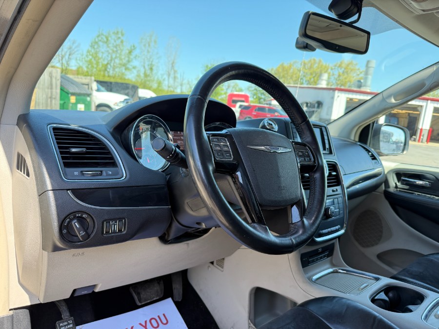 2016 Chrysler Town & Country 4dr Wgn Limited, available for sale in Ortonville, Michigan | Marsh Auto Sales LLC. Ortonville, Michigan 2016 Chrysler Town & Country 4dr Wgn Limited, available for sale in Ortonville, Michigan | Marsh Auto Sales LLC. Ortonville, Michigan