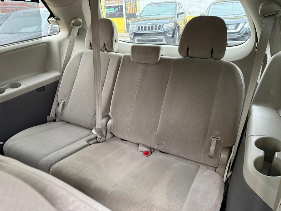 2015 Toyota Sienna 5dr 8-Pass Van LE FWD (Natl), available for sale in Brooklyn, New York | Worlds Best Auto Inc. Brooklyn, New York 2015 Toyota Sienna 5dr 8-Pass Van LE FWD (Natl), available for sale in Brooklyn, New York | Worlds Best Auto Inc. Brooklyn, New York