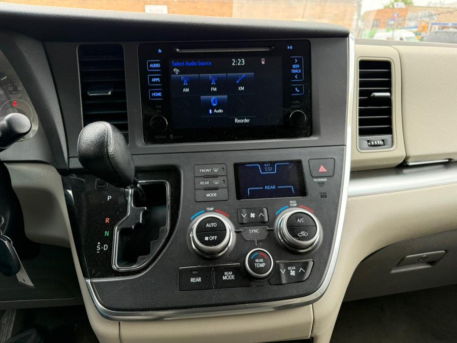2015 Toyota Sienna 5dr 8-Pass Van LE FWD (Natl), available for sale in Brooklyn, New York | Worlds Best Auto Inc. Brooklyn, New York 2015 Toyota Sienna 5dr 8-Pass Van LE FWD (Natl), available for sale in Brooklyn, New York | Worlds Best Auto Inc. Brooklyn, New York