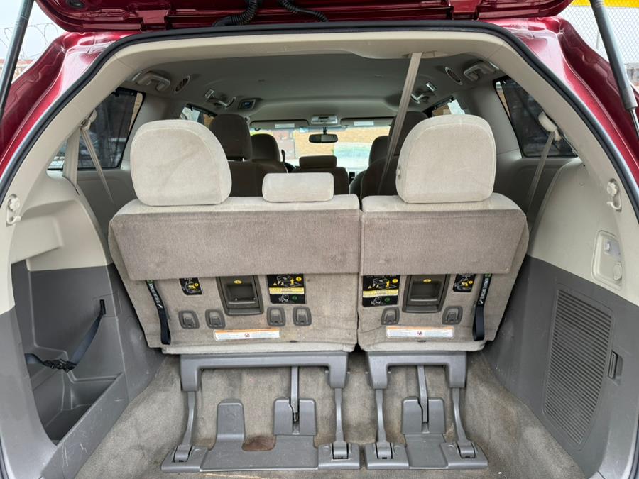 2015 Toyota Sienna 5dr 8-Pass Van LE FWD (Natl), available for sale in Brooklyn, New York | Worlds Best Auto Inc. Brooklyn, New York 2015 Toyota Sienna 5dr 8-Pass Van LE FWD (Natl), available for sale in Brooklyn, New York | Worlds Best Auto Inc. Brooklyn, New York