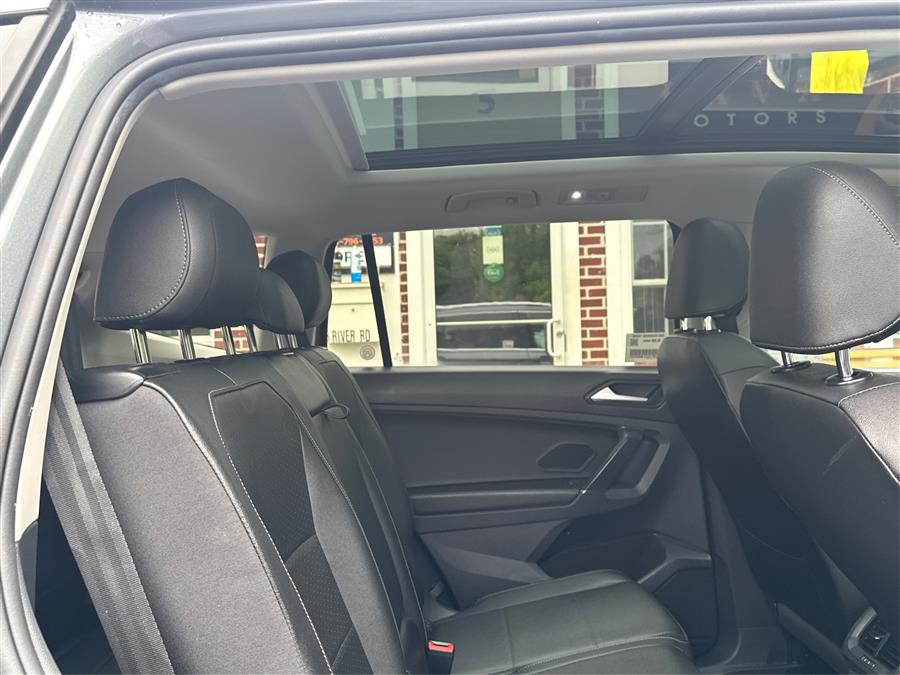 2020 Volkswagen Tiguan 2.0T SEL 4MOTION, available for sale in Canton, Connecticut | Lava Motors. Canton, Connecticut 2020 Volkswagen Tiguan 2.0T SEL 4MOTION, available for sale in Canton, Connecticut | Lava Motors. Canton, Connecticut