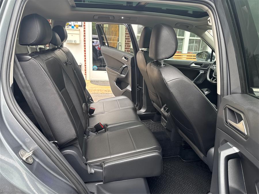2020 Volkswagen Tiguan 2.0T SEL 4MOTION, available for sale in Canton, Connecticut | Lava Motors. Canton, Connecticut 2020 Volkswagen Tiguan 2.0T SEL 4MOTION, available for sale in Canton, Connecticut | Lava Motors. Canton, Connecticut